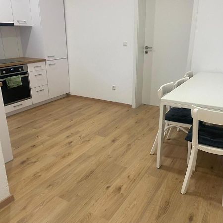 Timeless: 4 Zimmer Apartment Ludwigsburg Esterno foto